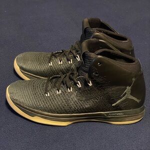 Nike Air Jordan 31 XXXi Black Cat Black/White 845037-010 Men’s Size 10.5